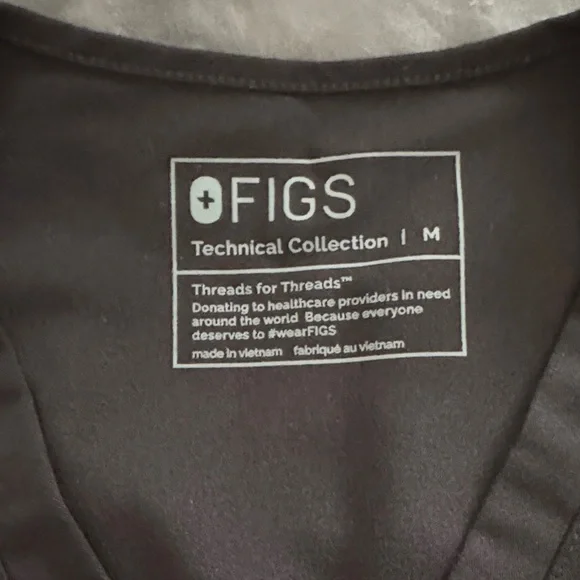 Figs Womens Scrubs Set - Black Size Medium - Joggers and Short Sleeve Top - Picture 2 of 8